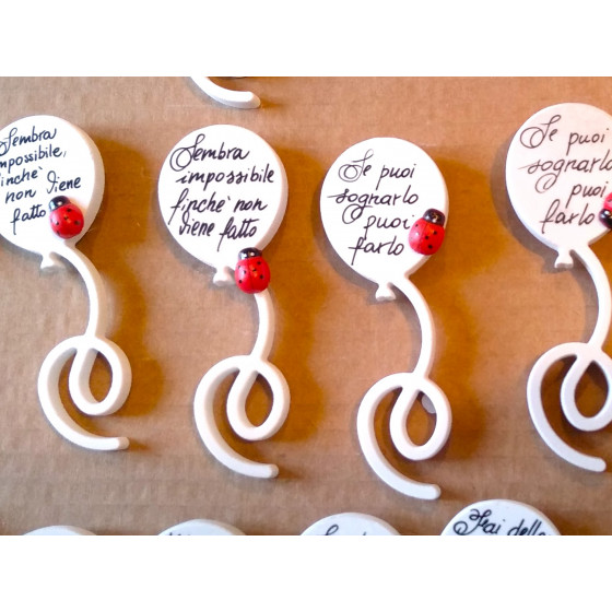 Palloncino con calamita